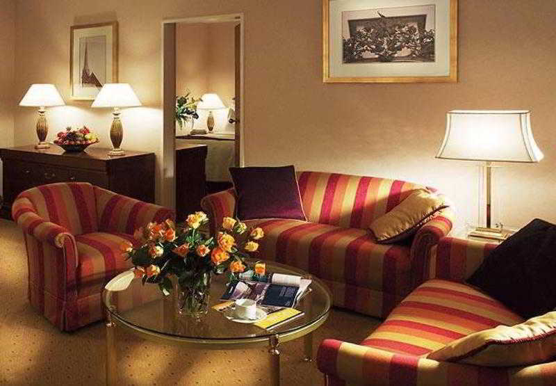 Renaissance Zurich Hotel Opfikon-Glattbrugg Room photo
