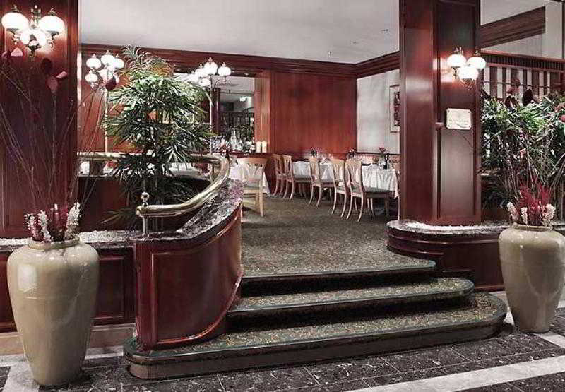 Renaissance Zurich Hotel Opfikon-Glattbrugg Restaurant photo